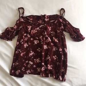 cold shoulder floral blouse xs
